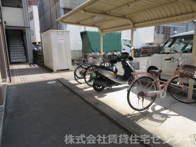  阪和線・羽衣線/和歌山駅 徒歩10分 1階 築23年