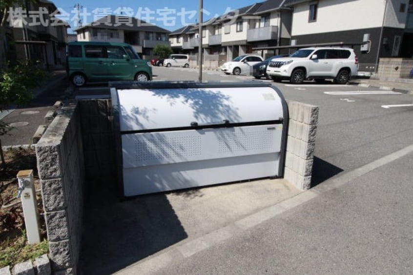  シャーメゾンロイヤルヒルズⅡ