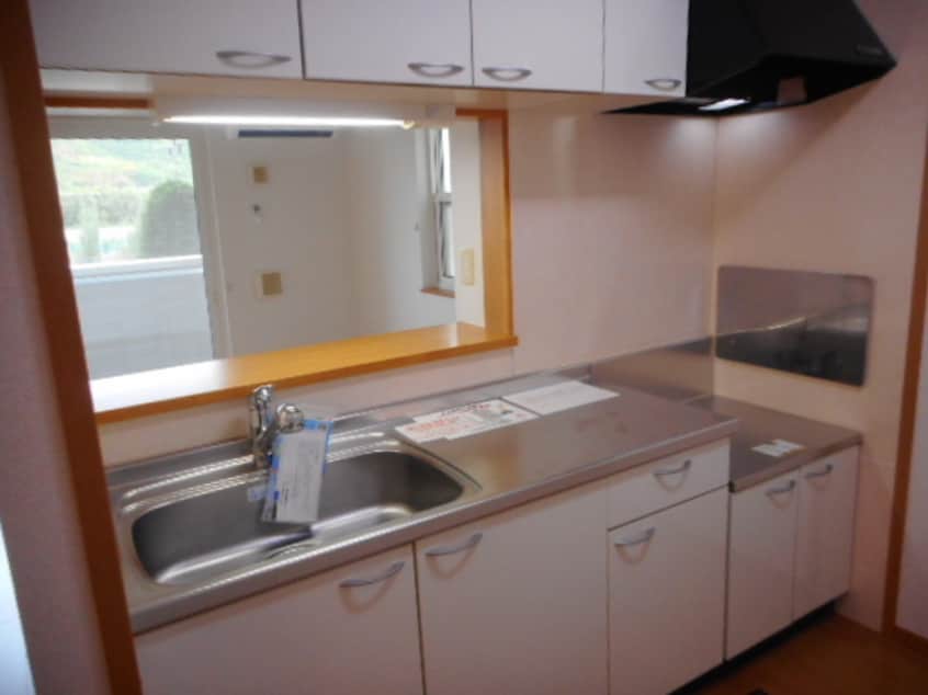  和歌山電鉄貴志川線/貴志駅 バス10分高嶋下車:停歩4分 1階 築18年