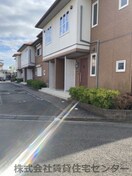  フローラル・アイ