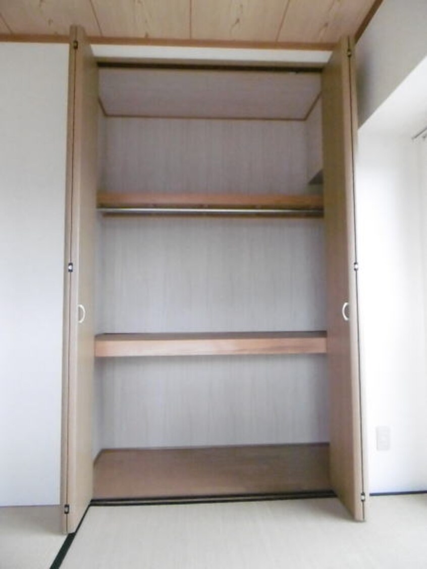 同仕様 阪和線・羽衣線/紀伊駅 バス15分西安上下車:停歩8分 3階 築24年