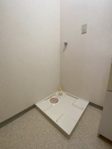 同仕様 阪和線・羽衣線/紀伊駅 バス15分西安上下車:停歩8分 3階 築24年