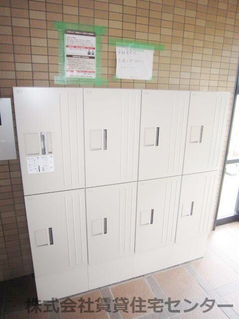  阪和線・羽衣線/紀伊駅 バス15分西安上下車:停歩8分 3階 築24年