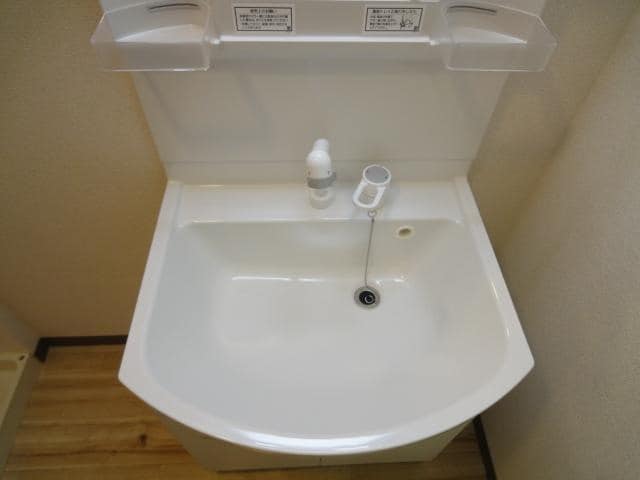  和歌山線/紀伊山田駅 徒歩7分 2階 築18年