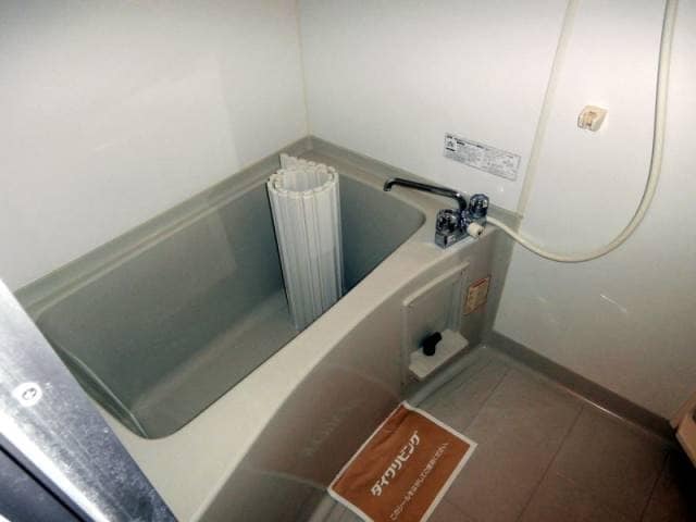  きのくに線・紀勢本線/和歌山市駅 バス15分日赤医療センター前下車:停歩6分 1階 築19年