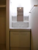  阪和線・羽衣線/紀伊駅 バス7分山村下車:停歩9分 2階 築10年