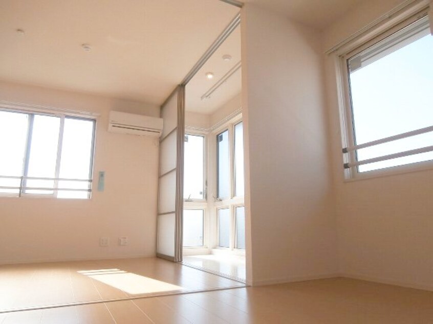  南海本線/和歌山市駅 徒歩7分 2階 築9年