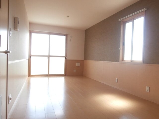  阪和線・羽衣線/紀伊駅 バス9分山村下車:停歩12分 2階 築19年