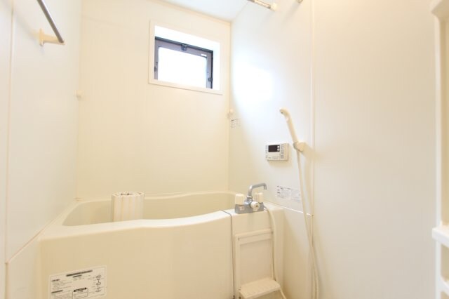  阪和線・羽衣線/紀伊駅 バス13分安上下車:停歩10分 1階 築19年