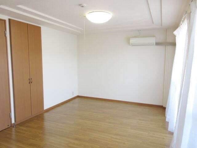  コート・ヴィラージュＡ