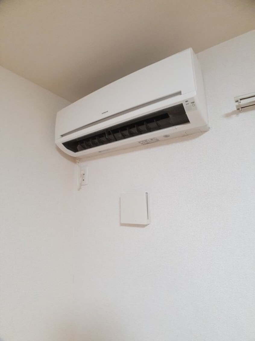  コートジュネスＢ