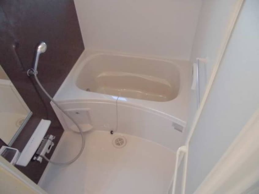  和歌山線/紀伊山田駅 徒歩20分 2階 築9年