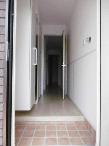  阪和線・羽衣線/紀伊駅 バス15分相谷西下車:停歩3分 1階 築8年