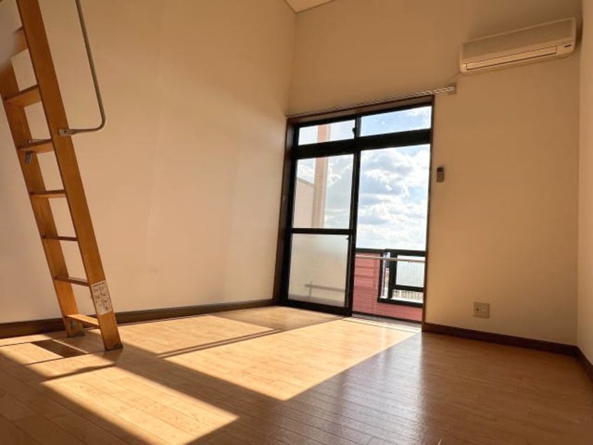 同仕様 ヴィラ・サンライズＢ ＳＯＵＴＨ