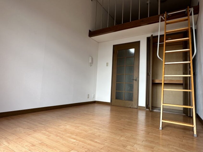 同仕様 ヴィラ・サンライズＢ ＳＯＵＴＨ