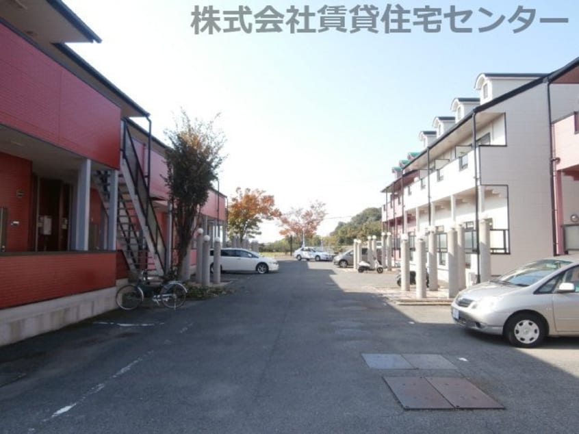  ヴィラ・サンライズＢ ＳＯＵＴＨ