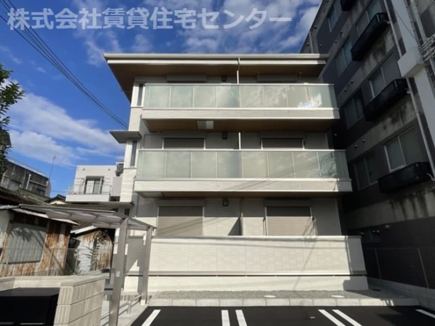  阪和線・羽衣線/和歌山駅 徒歩14分 1階 築1年