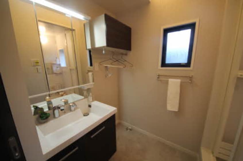  フォーレス有本