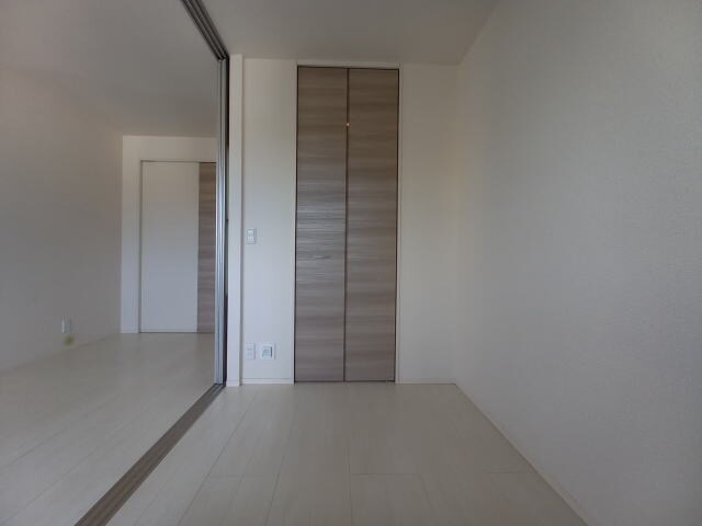  南海本線/和歌山市駅 バス6分日赤医療センター前下車:停歩2分 3階 築9年