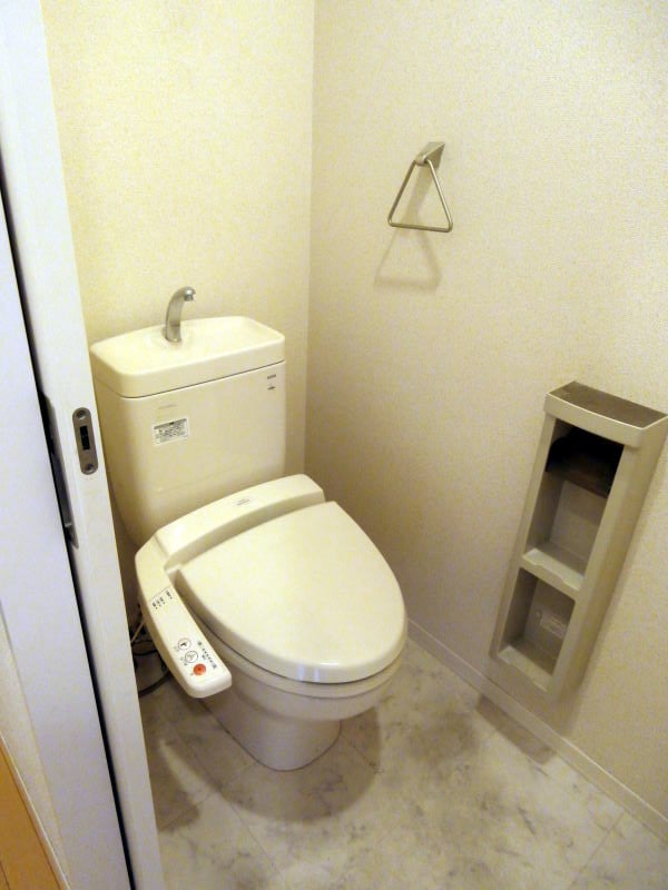  阪和線・羽衣線/和歌山駅 徒歩15分 3階 築15年