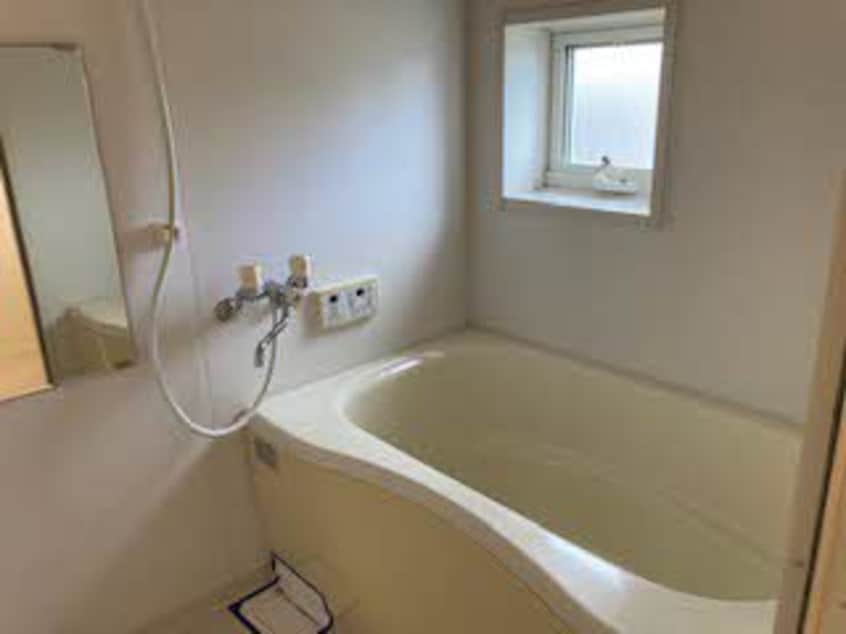  和歌山線/岩出駅 バス8分中黒西下車:停歩3分 2階 築15年