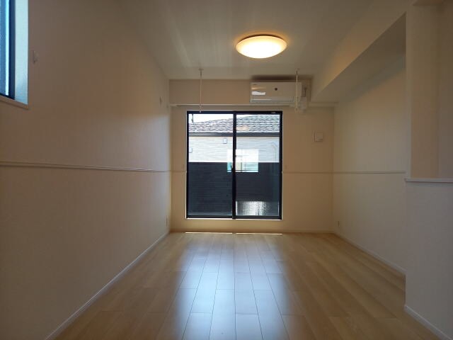 同仕様 阪和線・羽衣線/紀伊駅 バス9分山村（和歌山県）下車:停歩10分 2階 建築中