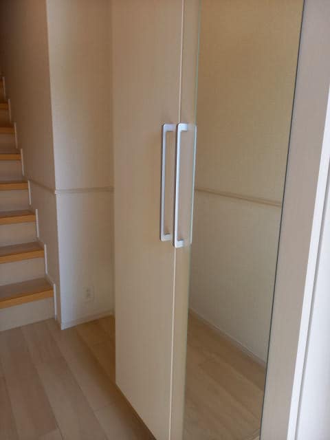 同仕様 阪和線・羽衣線/紀伊駅 バス9分山村（和歌山県）下車:停歩10分 2階 建築中