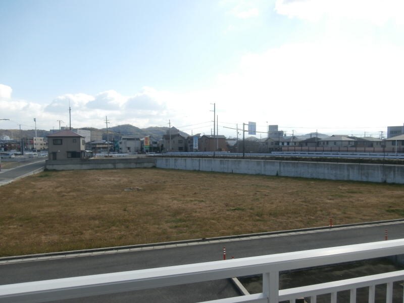  ラベニュー谷口