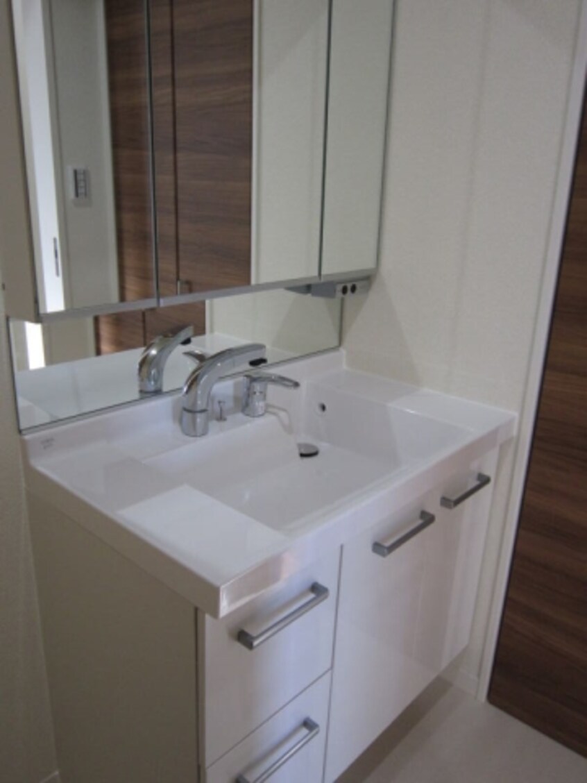  ベレオ和歌山駅東