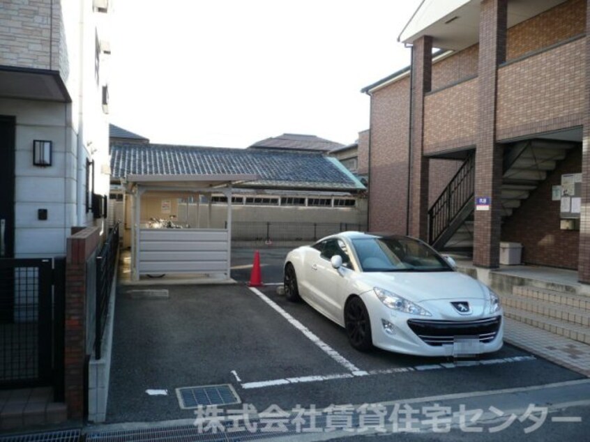  南海本線/和歌山市駅 バス12分日赤医療センター前下車:停歩6分 2階 築20年