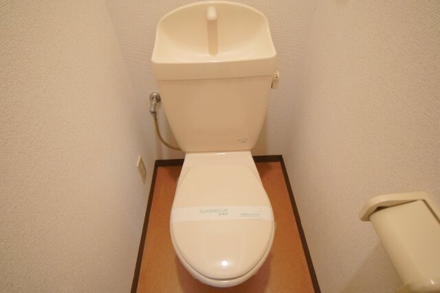  南海本線/和歌山市駅 バス12分日赤医療センター前下車:停歩6分 2階 築20年