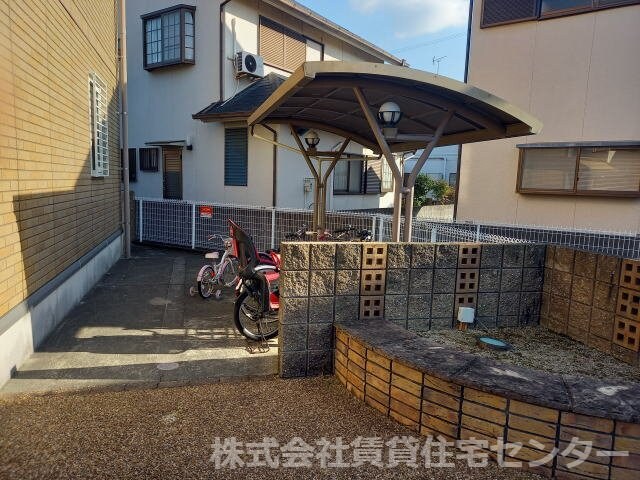  ロッシェ・コート　Ｃ棟