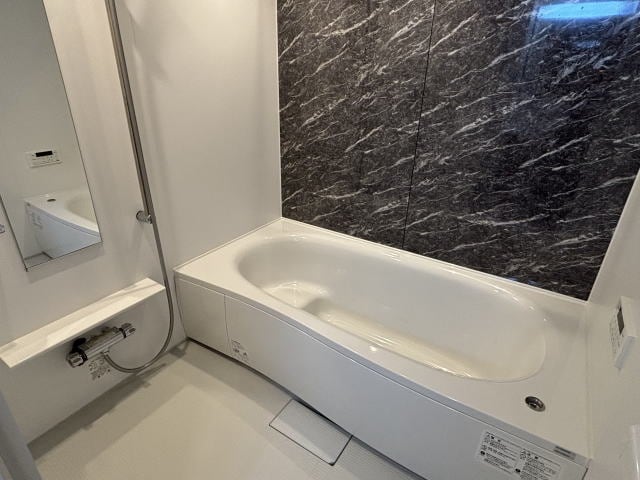  阪和線・羽衣線/紀伊駅 バス9分山村（和歌山県）下車:停歩6分 2階 築1年