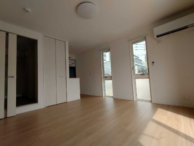  南海本線/和歌山市駅 徒歩12分 2階 築2年