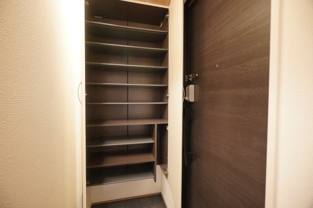  南海和歌山港線/和歌山港駅 徒歩29分 2階 築3年