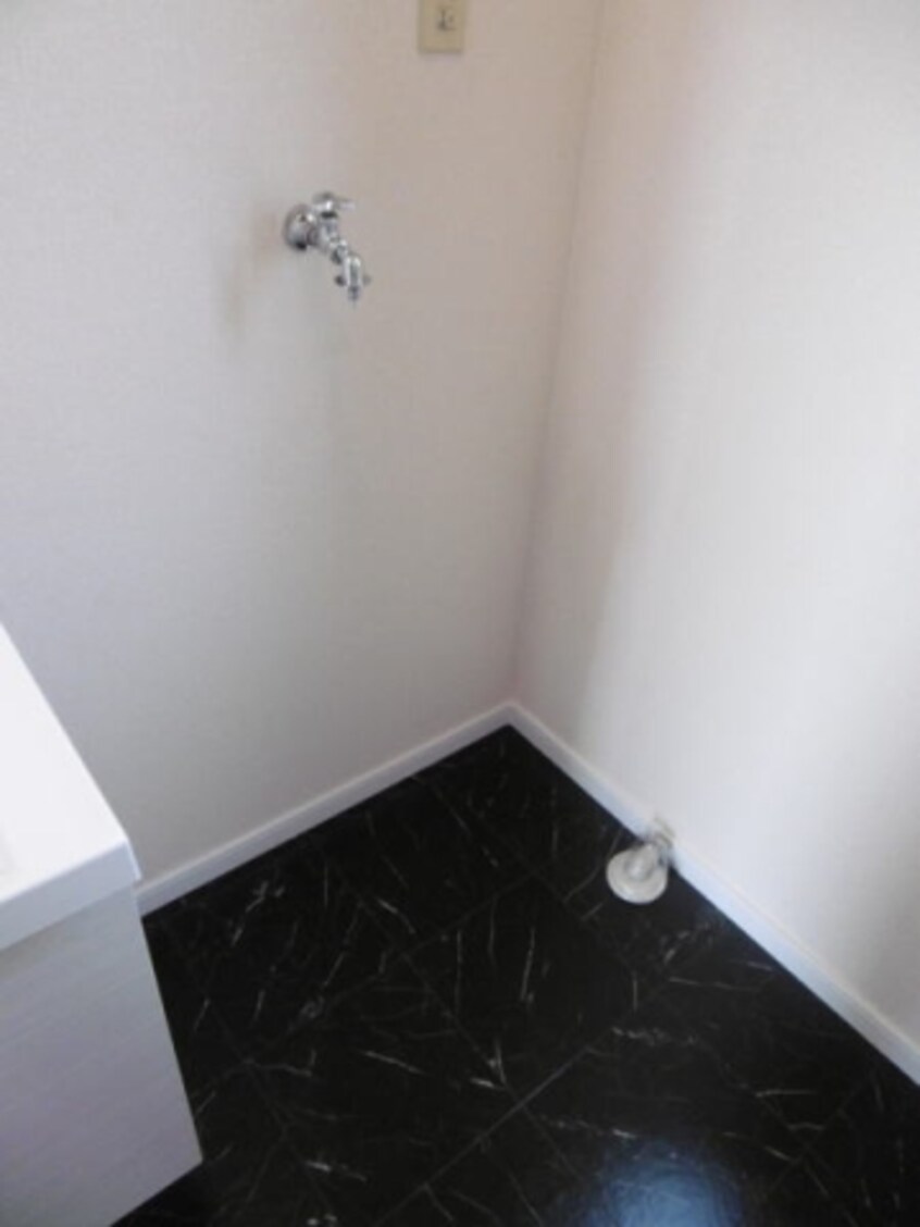  和歌山線/岩出駅 バス17分うぐいす台下車:停歩4分 2階 築32年