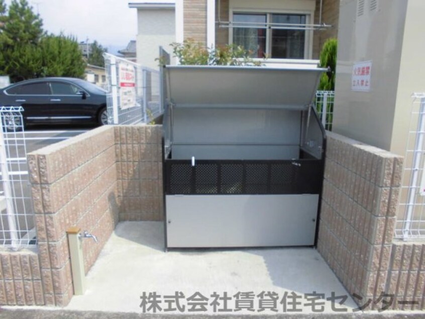  和歌山線/紀伊山田駅 徒歩5分 1階 築11年