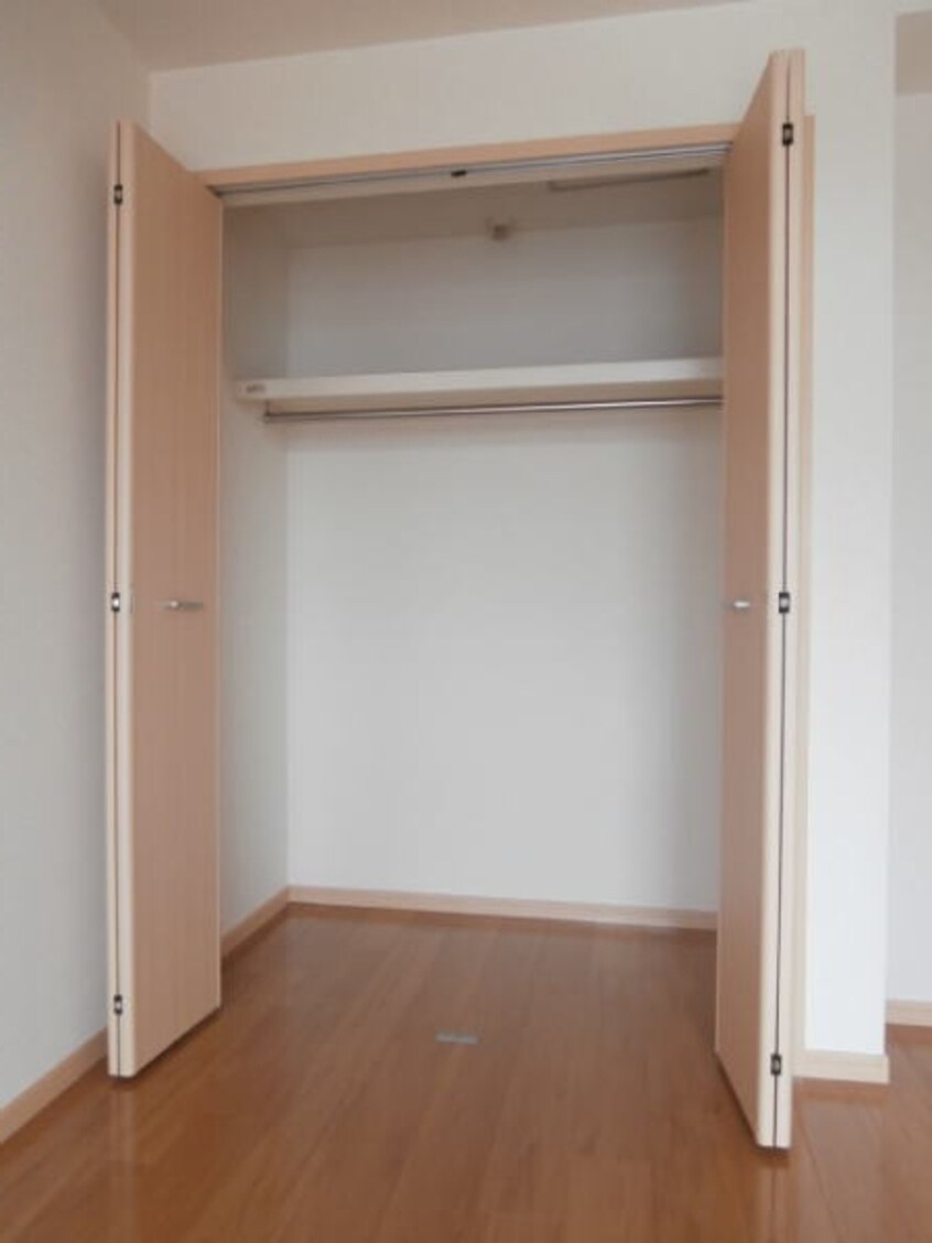 同仕様 和歌山線/岩出駅 徒歩10分 4階 築33年