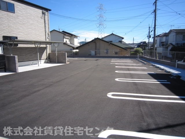  阪和線・羽衣線/紀伊駅 バス9分山村（和歌山県）下車:停歩6分 1階 1年未満