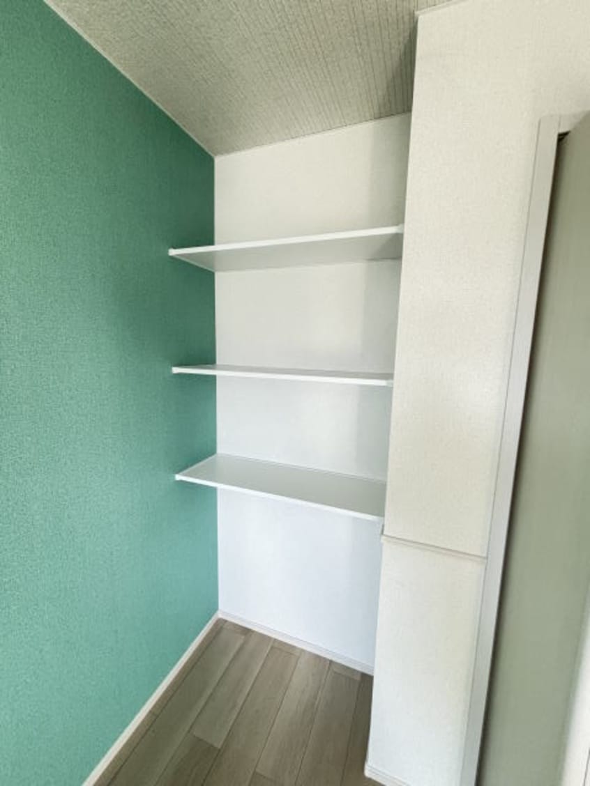  阪和線・羽衣線/紀伊駅 バス9分山村（和歌山県）下車:停歩6分 1階 1年未満