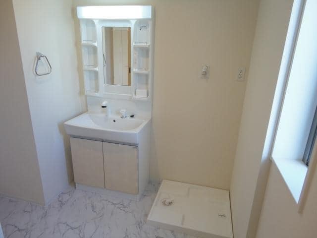  コーラルヴィラ出島Ａ