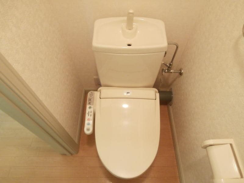  阪和線・羽衣線/紀伊駅 バス33分桜台（和歌山県）下車:停歩10分 2階 築18年