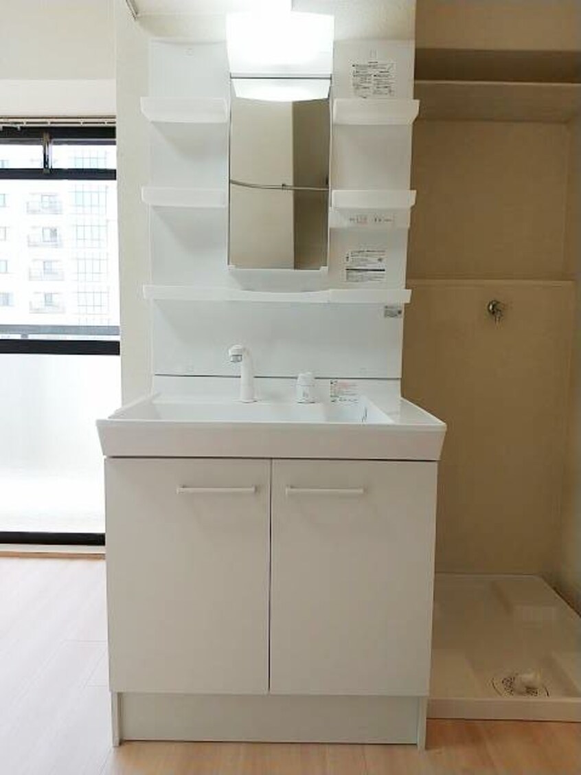  パリ・シャトー本町