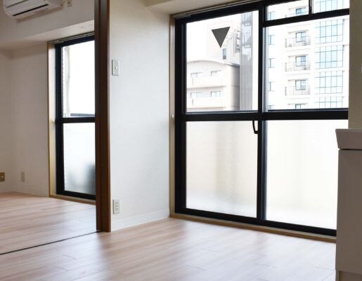  パリ・シャトー本町