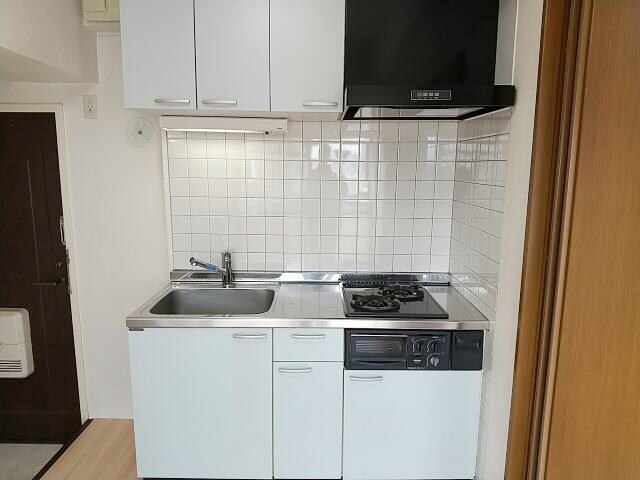  パリ・シャトー本町