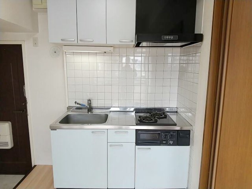  パリ・シャトー本町