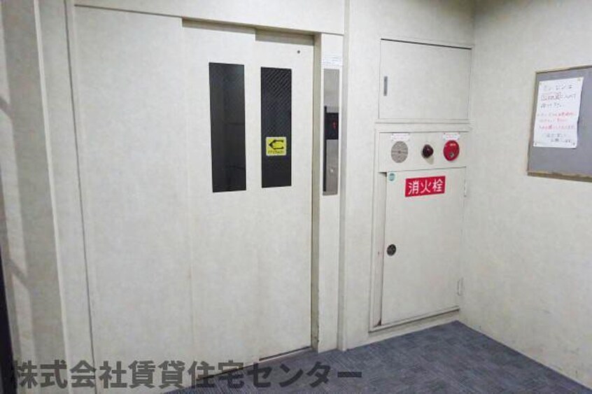  パリ・シャトー本町