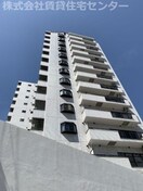  パリ・シャトー本町