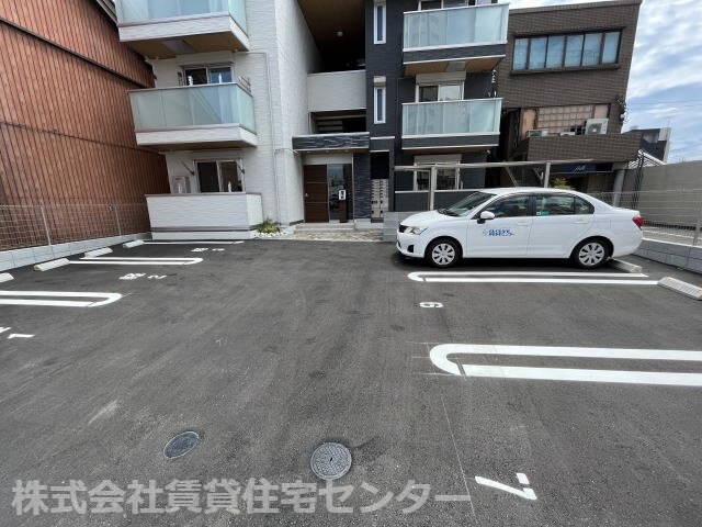  阪和線・羽衣線/和歌山駅 徒歩9分 2階 築2年