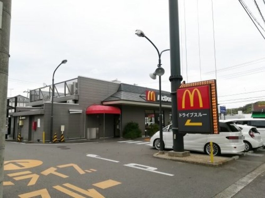 マクドナルド 和歌山宮街道店様(ファストフード)まで1723m 阪和線・羽衣線/紀伊中ノ島駅 徒歩27分 2階 築23年